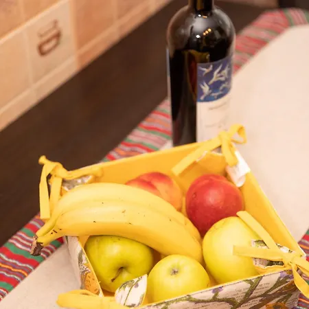 Certo -vibrant And Modern Retreat